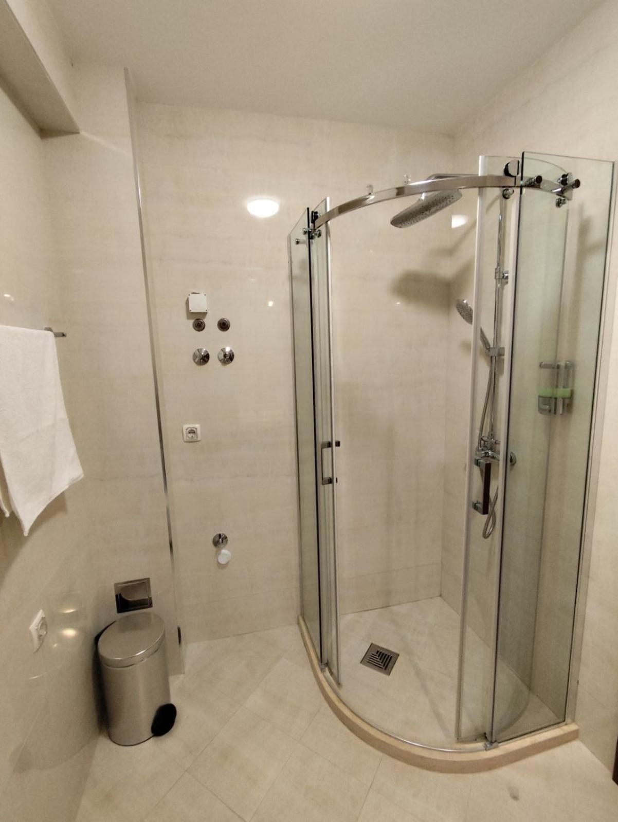 Urban Apartments 수토모레 외부 사진